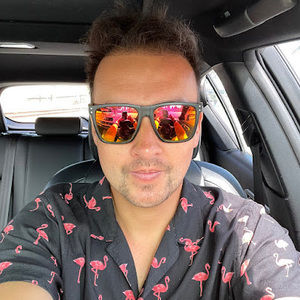 Meet your Posher, Juan pablo